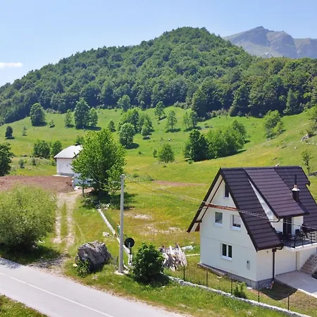 Planinska Kuca Kosutic Tusila