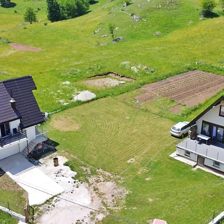 Planinska Kuca Kosutic Tusila